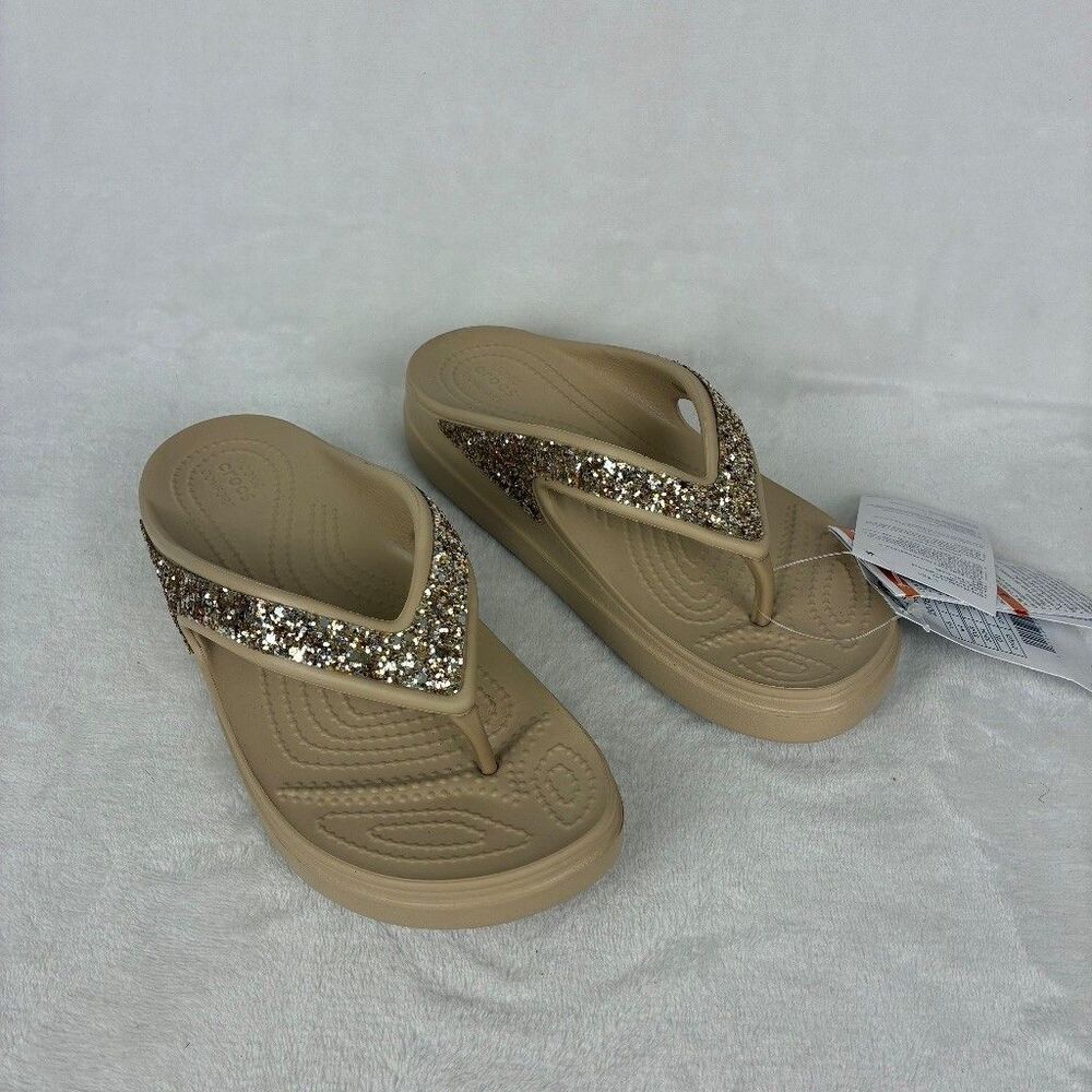 Crocs Sloane Glitter Flip Flop Women's Size 4 Gold Tan Platform Sandal NWT Luxe